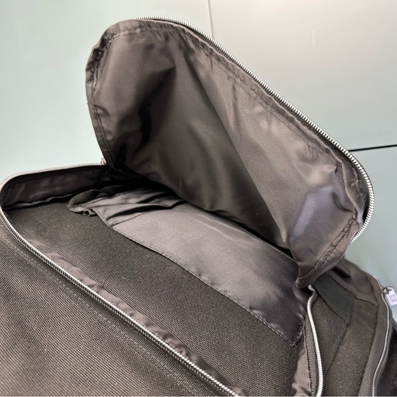 BÉIS Travel Backpack - Picture 5 of 13